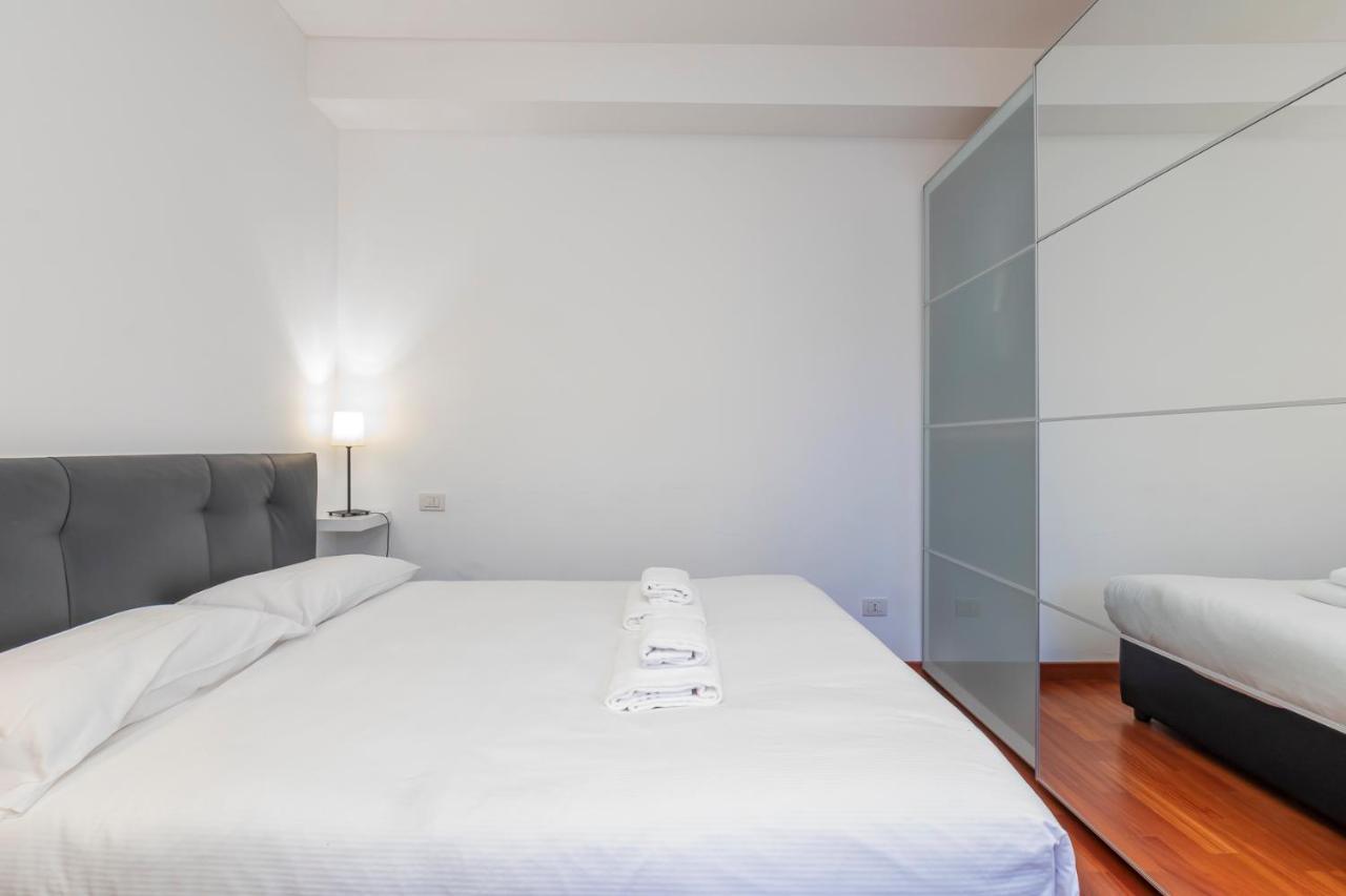 I Host Apartment - Cermenate 9 Milano Eksteriør bilde