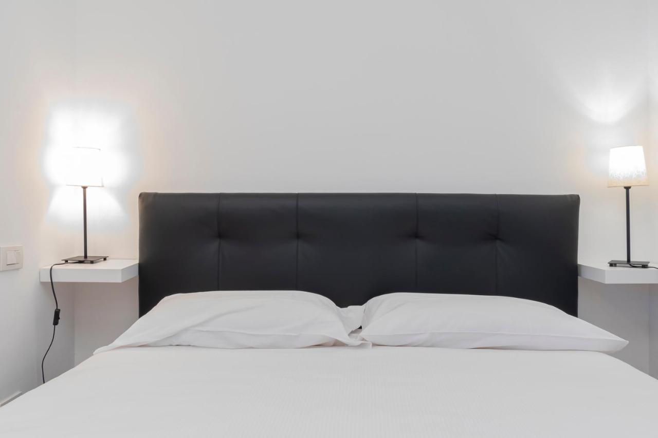 I Host Apartment - Cermenate 9 Milano Eksteriør bilde
