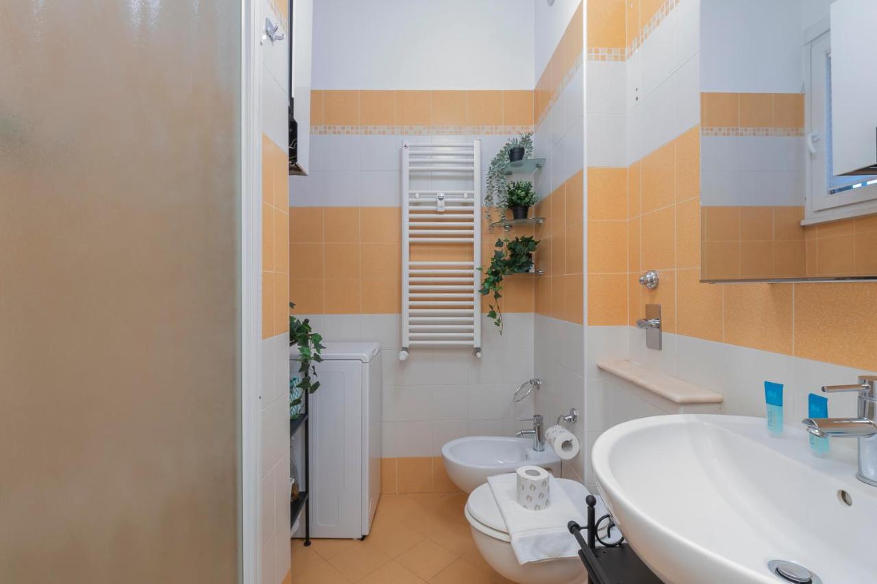 I Host Apartment - Cermenate 9 Milano Eksteriør bilde